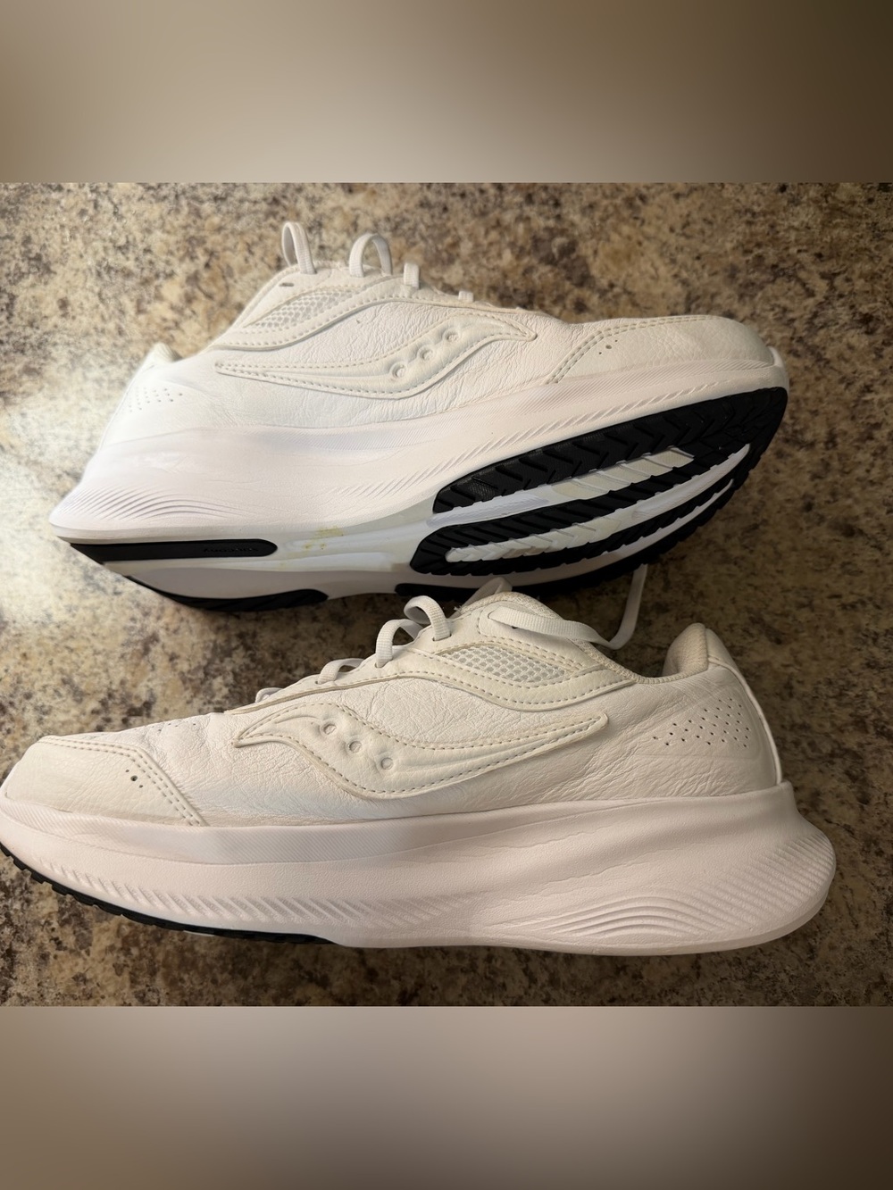 Saucony White Mesh & Leather Running Sneaker 8.5